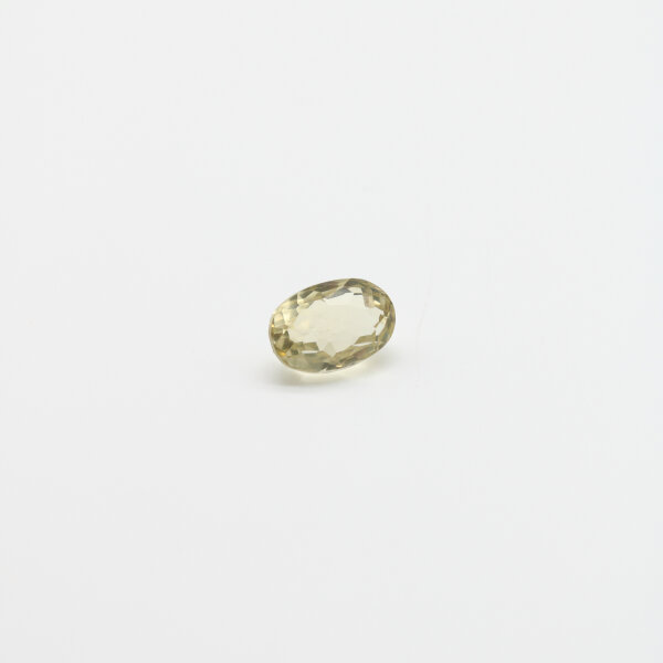 Brasilit facettiert, oval, 12,5 ct.